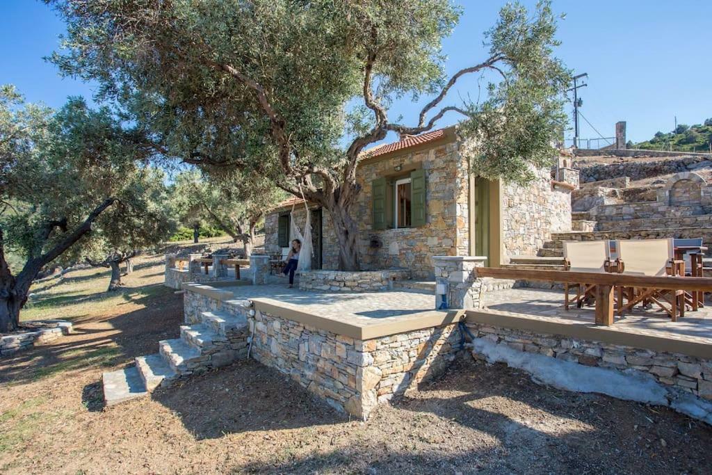 Casa Milos Stone Chalets Alónnisos Exterior foto